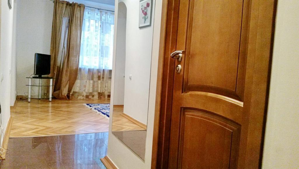Apartment On Myasnikova 34 Minsk Luaran gambar