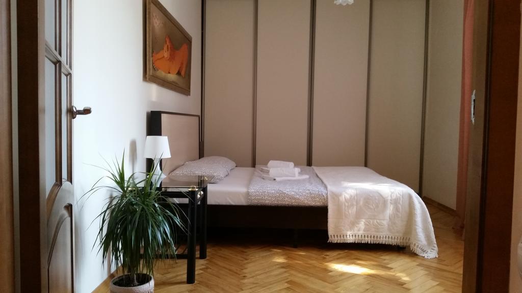 Apartment On Myasnikova 34 Minsk Luaran gambar