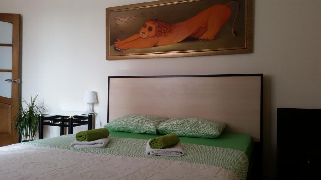 Apartment On Myasnikova 34 Minsk Luaran gambar