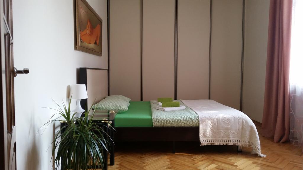 Apartment On Myasnikova 34 Minsk Luaran gambar
